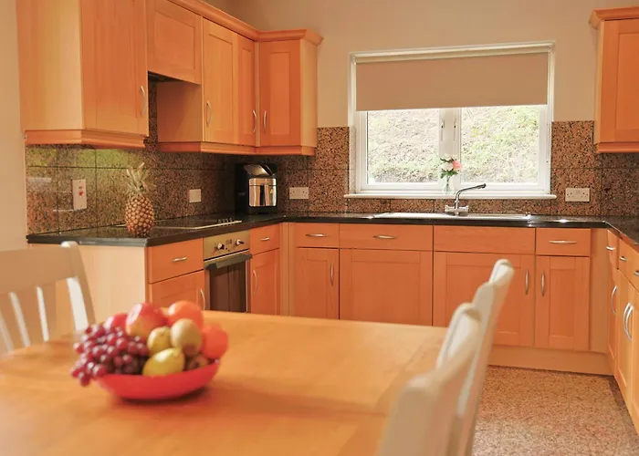 4br With Stunning Harbour Views In The Heart Of Kllybegs Сasa de vacaciones